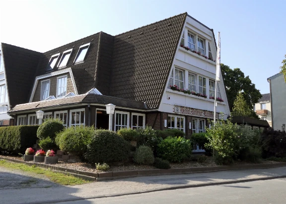 Blick auf das Hotel Duhner Landhaus in Cuxhaven Duhnen